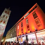 Boutique Forum