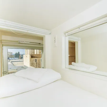 Boutique Forum Hostel *