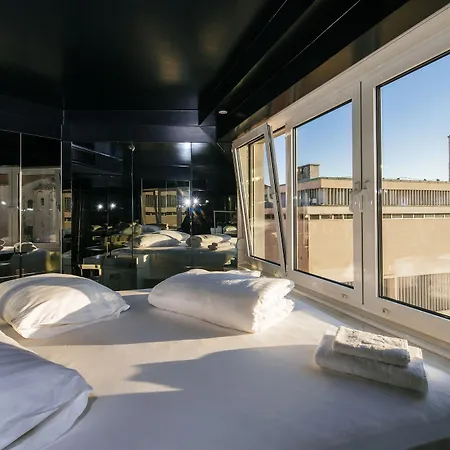 Boutique Forum Hostel *