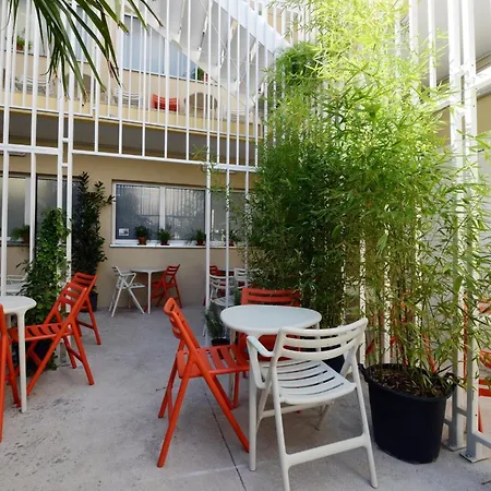 Hostel Boutique Forum *
