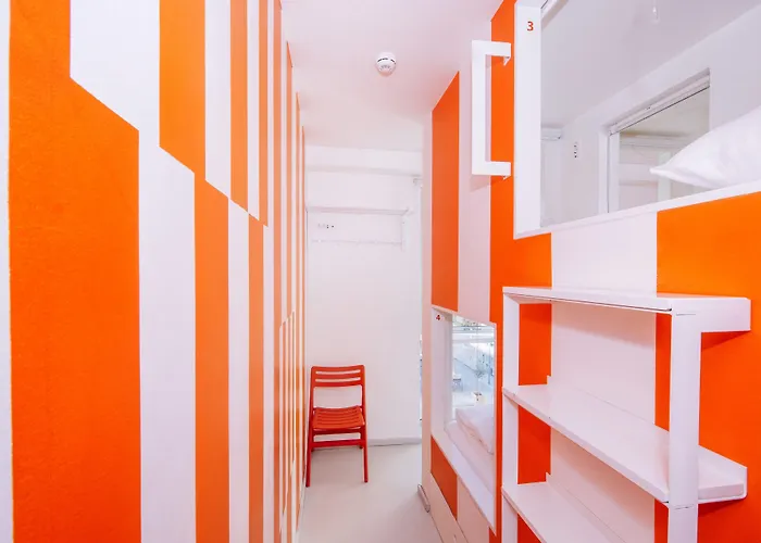 Boutique Forum * Zára