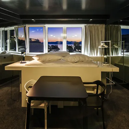 Boutique Forum 호스텔 자다르