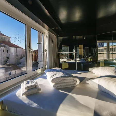 Boutique Forum 호스텔 *