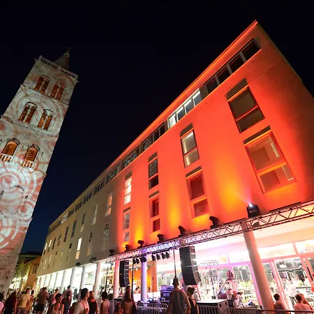 Boutique Forum
