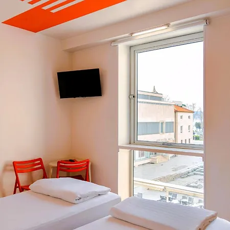 Boutique Forum Auberge de jeunesse *