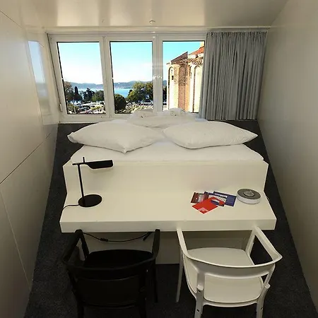 Boutique Forum Hostel *