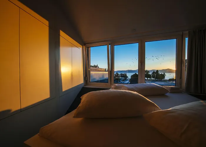 Boutique Forum Hostel *